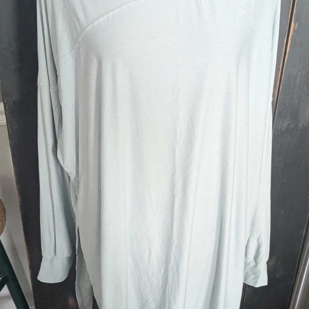 Lot Of 3 - Old Navy Active XL Tall Cloudmotion Long Sleeve Tunic Tees - Picture 8 of 12